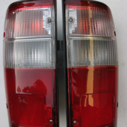 Задний фонарь для Toyota Hilux (1998-2002)