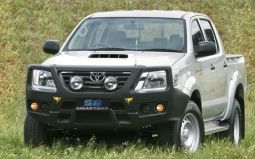 Передний бампер Smartbar для TOYOTA HILUX 11-15 тип №2