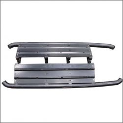 Захист днища в районі порогів для Toyota FJ Cruiser