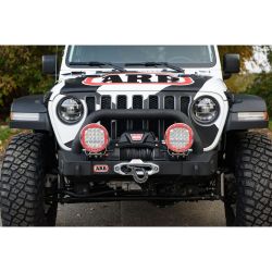 Передний бампер ARB Deluxe Stubby для Jeep Wrangler JL 2018+ 3450450