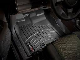 Коврики резиновые WeatherTech для Toyota FJ Cruiser 2011+ передние черные 446041