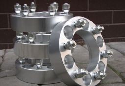 Ступичные проставки алюминиевые 6x139,7 (12x1,5) 30 мм DIA 93.1 мм с центрирующим кольцом