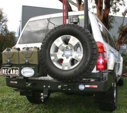 Крепление запасного колеса Kaymar к заднему бамперу (правая сторона) для Nissan Patrol Y61 (2004-2010) (K8070R)