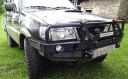 Передний бампер с монтажной плитой под лебедку и кенгурятником для Nissan Terrano II (2000-2006)