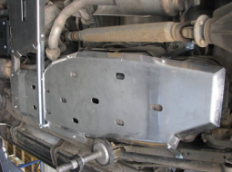 Защита топливного бака для Toyota Land Cruiser J200 (2007-) 