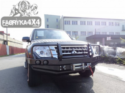 Передній бампер для Pajero IV (з 2006-2015) з плитою під лебідку і кенгурятником