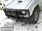 Передний бампер для Pajero I с плитой под лебедку, без кенгурятника