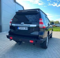 Задний бампер с лед лампами для TOYOTA LAND CRUISER J150 2013-17