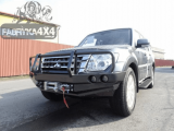 Передний бампер для Pajero IV(с 2006г) с плитой под лебедку и кенгурятником