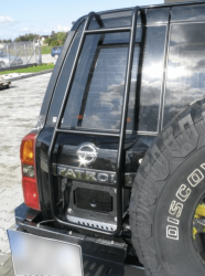 Драбина для Nissan Patrol GU4 (2005-2015)
