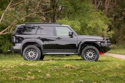 Закінчення порогів з чорною накладкою для Toyota Land Cruiser Prado 250 2024- ARB 4421190B